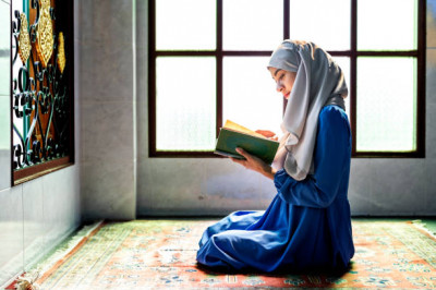 اسلام خواتین کو مردوں کی طرح ہی عبادت کا حق دیتا ہے